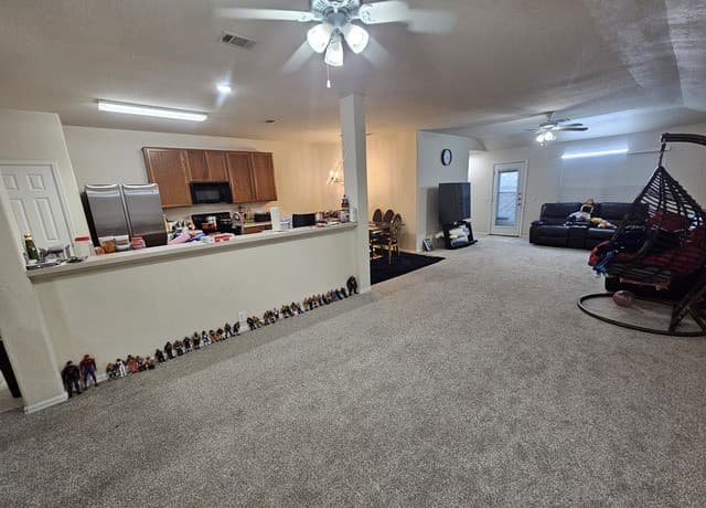 3-bedroom rental at 3815 Bennington Way in San Antonio, TX — photo 1