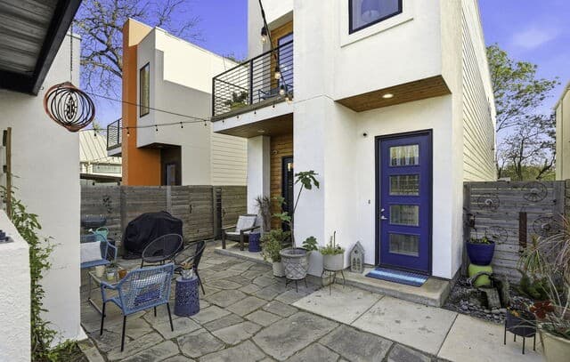 3-bedroom rental at 130 Clay in San Antonio, TX — photo 4