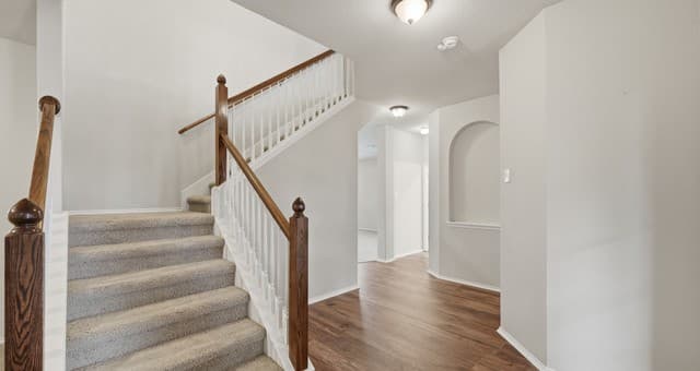 4-bedroom rental at 305 Hazeltine Way in Cibolo, TX — photo 4