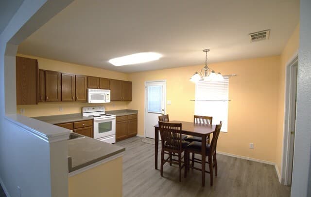 3-bedroom rental at 137 Willow Brook in Cibolo, TX — photo 4