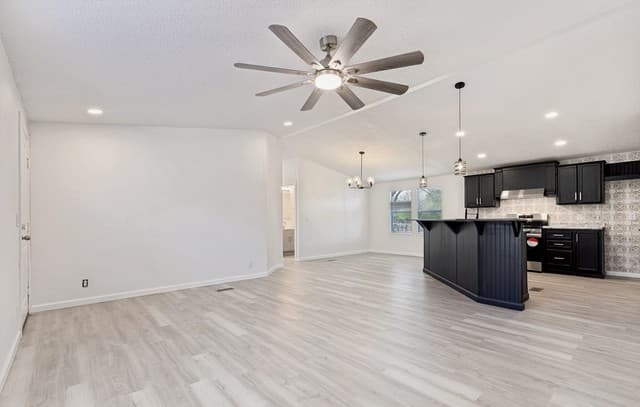4-bedroom rental at 5111 Savannah Woods in Von Ormy, TX — photo 5