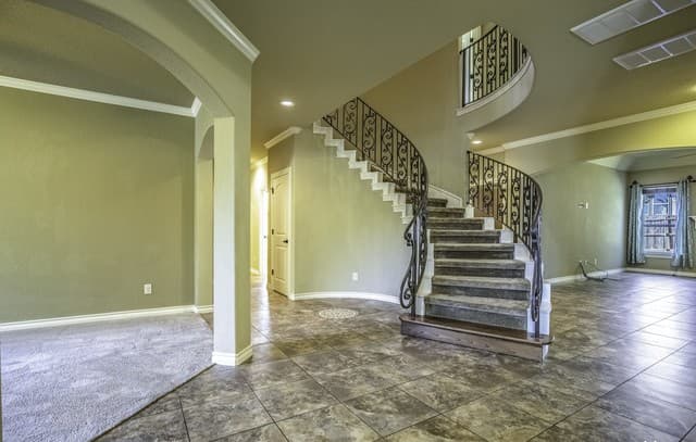 5-bedroom rental at 8835 Napa Lndg in Boerne, TX — photo 3