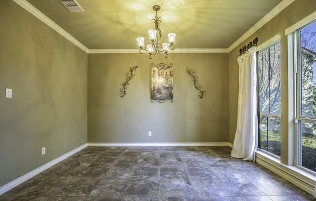 5-bedroom rental at 8835 Napa Lndg in Boerne, TX — photo 5
