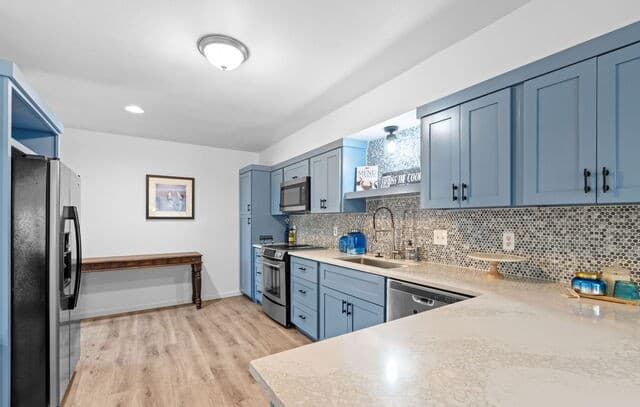3-bedroom rental at 8123 N New Braunfels Unit D in San Antonio, TX — photo 5