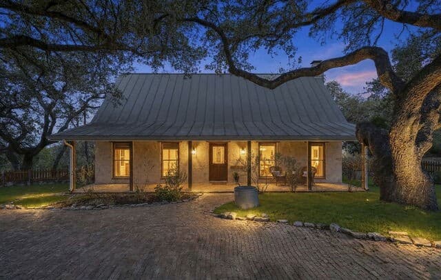 3-bedroom rental at 6093 Fm 311 in Spring Branch, TX — photo 1
