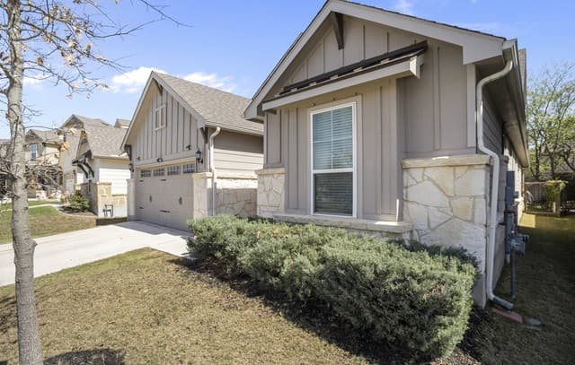 4-bedroom rental at 9134 Curling Post in Schertz, TX — photo 3