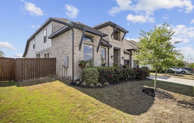 4-bedroom rental at 5389 Hartley in Schertz, TX — photo 2
