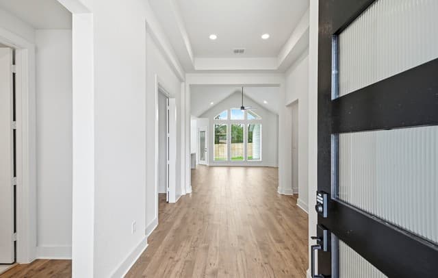 Home for sale at 210 Kari Drive in Castroville, TX — photo 4
