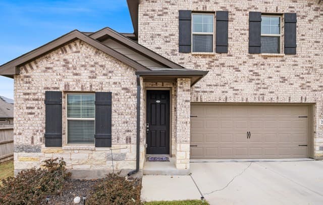 Home for sale at 232 Colebrook in Cibolo, TX — photo 2