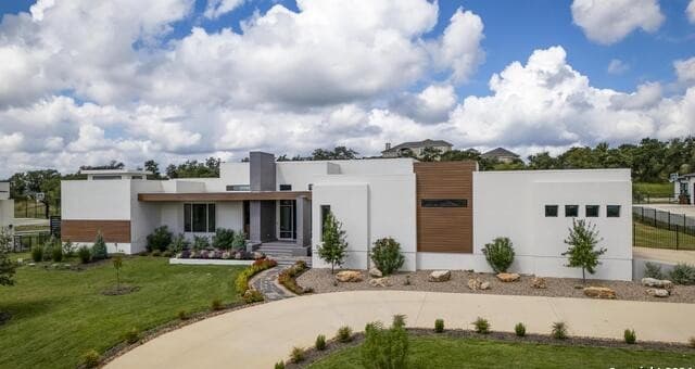 4-bedroom rental at 25907 Morhiss Pt in San Antonio, TX — photo 1