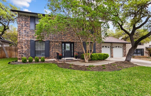 4-bedroom rental at 2515 Blue Quail in San Antonio, TX — photo 2