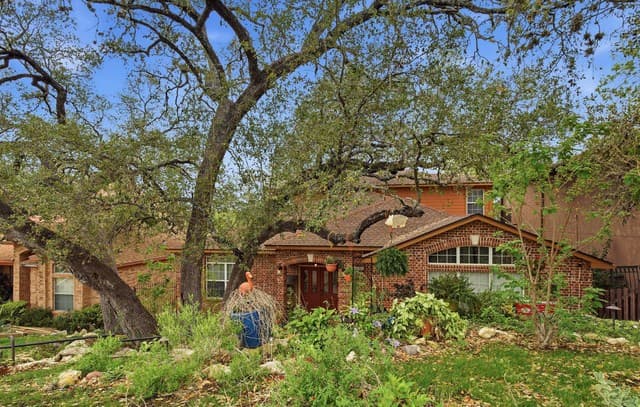 3-bedroom rental at 9007 Powhatan in San Antonio, TX — photo 1
