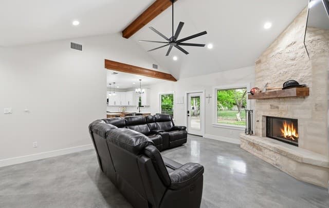 Home for sale at 812 Lafayette in Castroville, TX — photo 5
