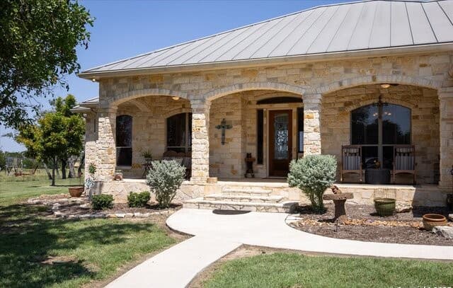 3-bedroom rental at 34 Cravey Rd in Boerne, TX — photo 4