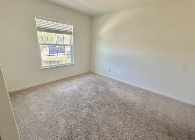 3-bedroom rental at 15314 Escalante Pass in Von Ormy, TX — photo 2