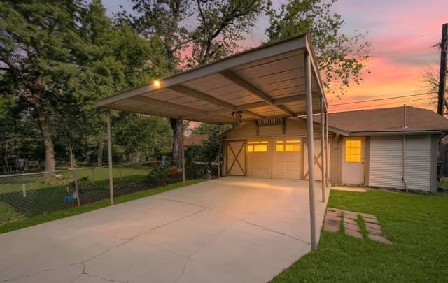 Home for sale at 806 Kayton Ave in San Antonio, TX — photo 4