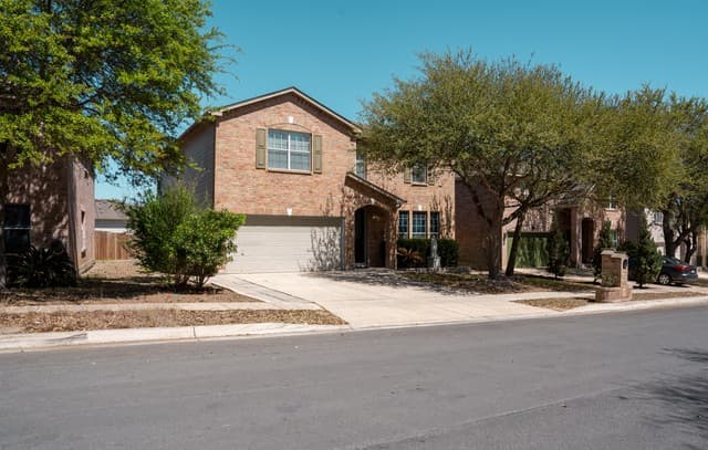 Home for sale at 6721 Spearwood in Live Oak, TX — photo 3