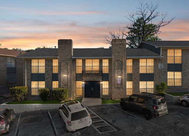 2-bedroom rental at 6611 Southpoint Unit A101 in San Antonio, TX — photo 1