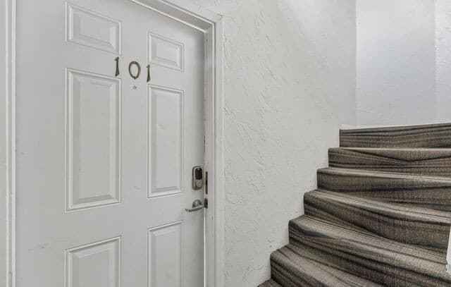 2-bedroom rental at 6611 Southpoint Unit A101 in San Antonio, TX — photo 3