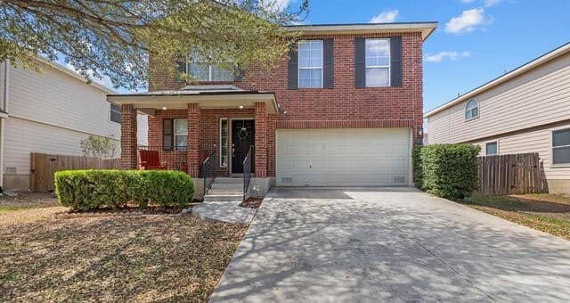 3-bedroom rental at 9019 Lilac in Universal City, TX — photo 3