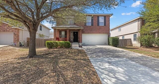 3-bedroom rental at 9019 Lilac in Universal City, TX — photo 4