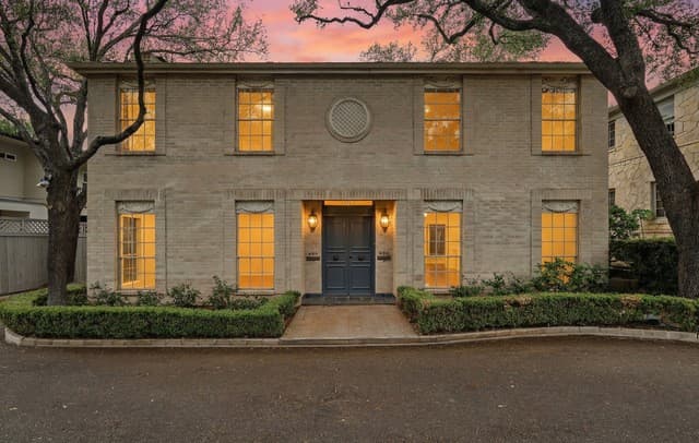 2-bedroom rental at 484 E Olmos in San Antonio TX