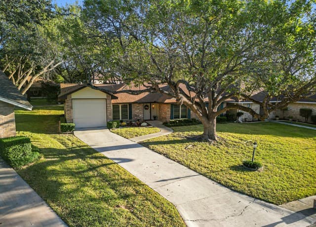 2-bedroom home for sale at 3620 Chestnut Court in Cibolo TX