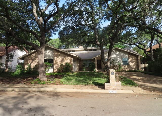 3-bedroom rental at 9207 Lasater St. in San Antonio, TX — photo 1