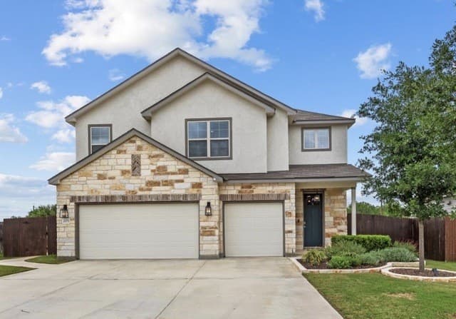 Home for sale at 205 Pudu Trl in Cibolo, TX — photo 2