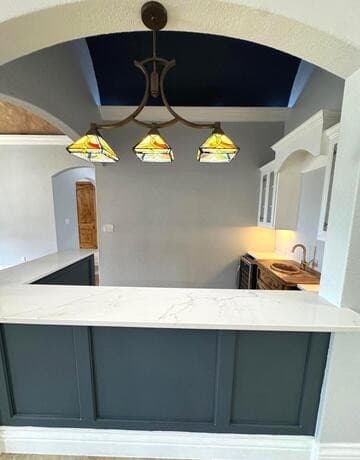3-bedroom rental at 443 Bridlegate Blvd in Bandera, TX — photo 3