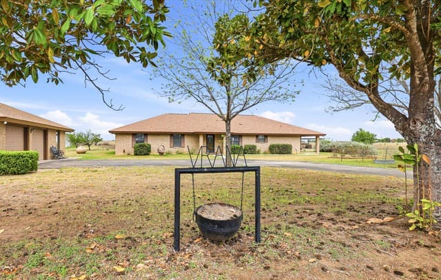 Home for sale at 13915 Dusty Fields in Schertz, TX — photo 4