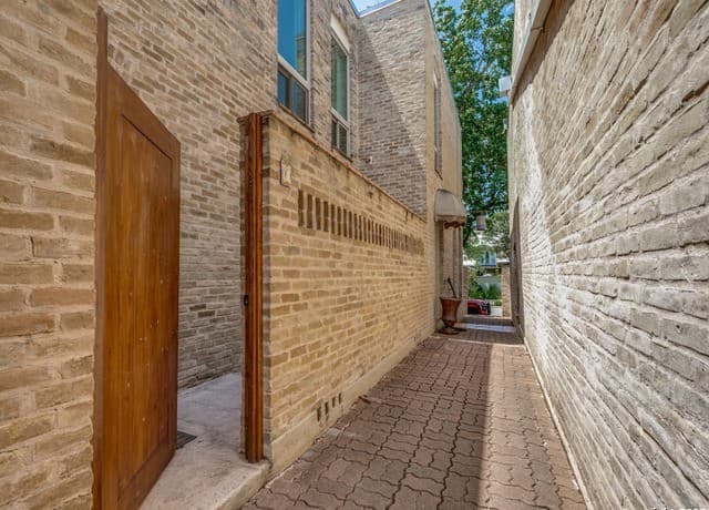 2-bedroom rental at 166 Elizabeth Rd Unit C in San Antonio, TX — photo 2