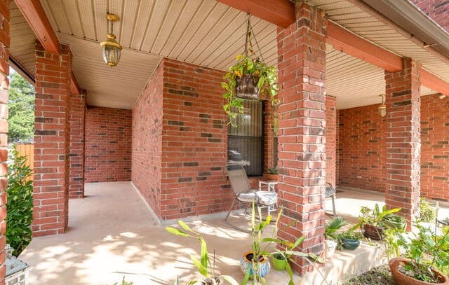 4-bedroom rental at 14211 Edge Point in San Antonio, TX — photo 3
