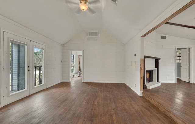 Home for sale at 499 Lakeway in Spring Branch, TX — photo 5