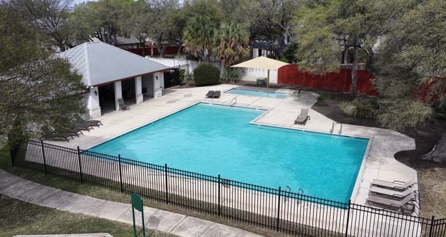 4-bedroom rental at 4520 Ridge Peak in Schertz, TX — photo 3