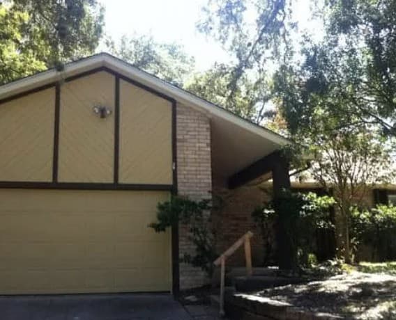 3-bedroom rental at 7926 Rugged Ridge in San Antonio, TX — photo 1