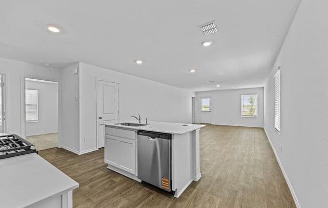3-bedroom rental at 4251 Marjoram Landing in Von Ormy, TX — photo 4