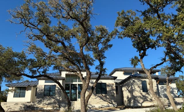 4-bedroom rental at 24318 Tres Arroyos in Boerne, TX — photo 1