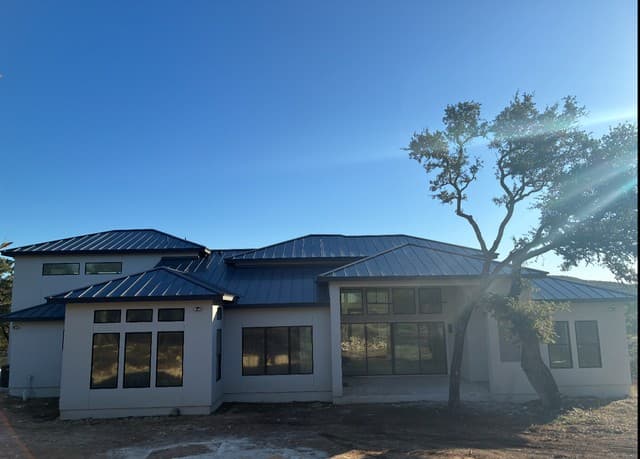 4-bedroom rental at 24318 Tres Arroyos in Boerne, TX — photo 4