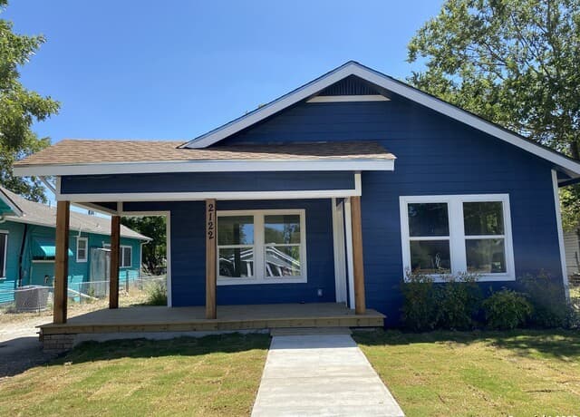 Home for sale at 2122 Cincinnati Ave in San Antonio, TX — photo 2