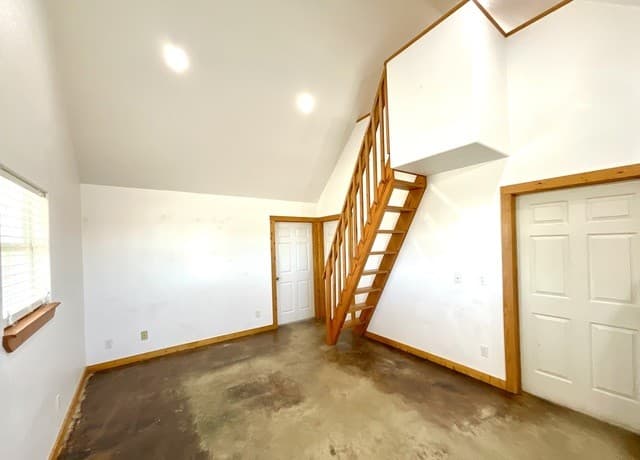 1-bedroom rental at 573 Texas 97 Unit 104 in Floresville, TX — photo 5