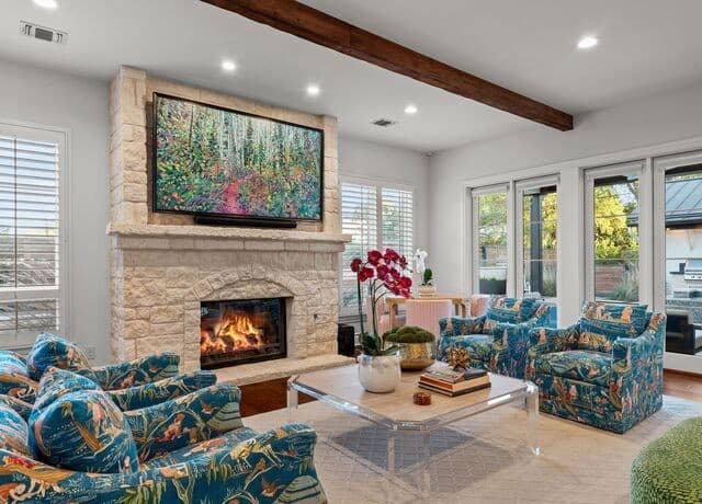 4-bedroom rental at 446 Canterbury Hill St in Terrell Hills, TX — photo 5