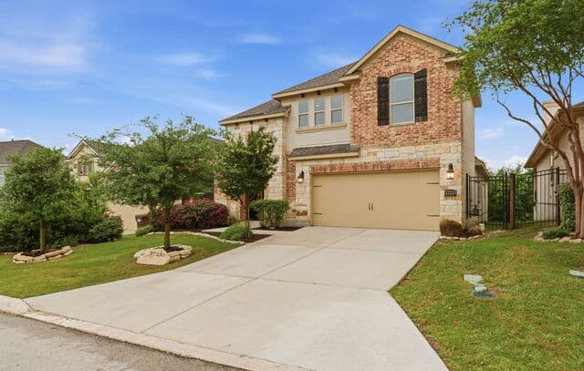 4-bedroom rental at 27233 Nichols Pass in Boerne, TX — photo 5