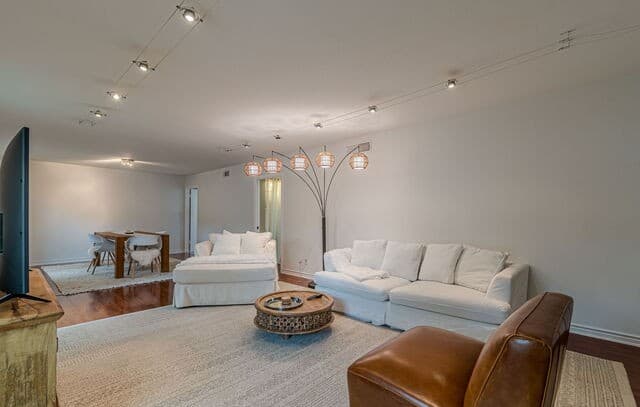 2-bedroom rental at 7500 Callaghan Unit APT 262 in San Antonio, TX — photo 2