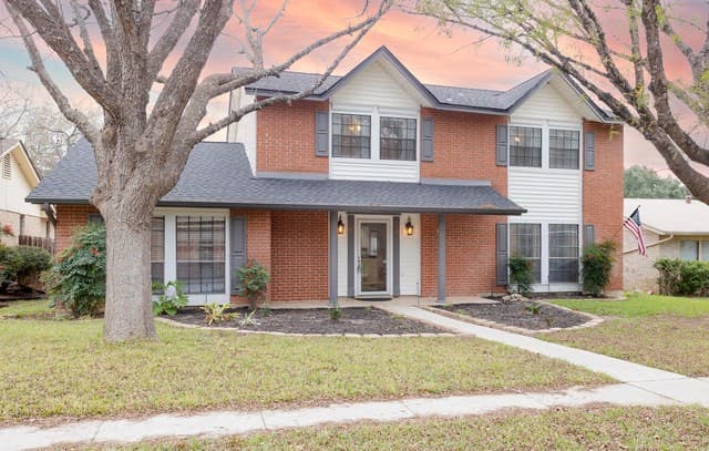 4-bedroom rental at 13718 Pebble Point Dr in San Antonio, TX — photo 4
