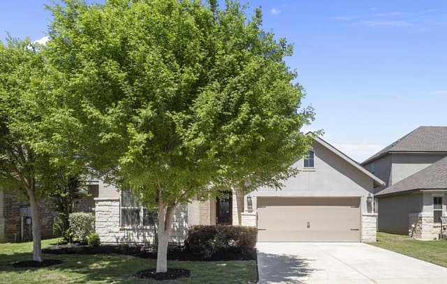 3-bedroom rental at 9011 Whimsey in Boerne, TX — photo 2
