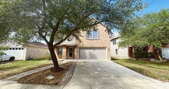 5-bedroom rental at 11155 Acuff Sta in San Antonio, TX — photo 1
