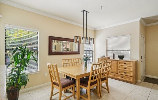 4-bedroom rental at 6160 Eckhert Unit APT 301 in San Antonio, TX — photo 5