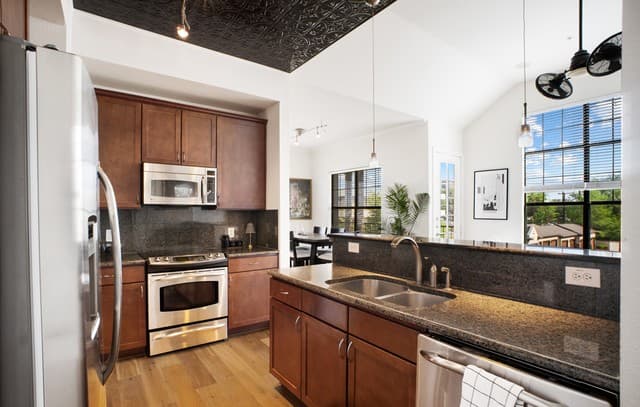 2-bedroom rental at 7342 Oak Manor Dr Unit 1302 in San Antonio, TX — photo 5