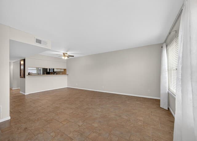 2-bedroom rental at 6718 Callaghan Rd Unit UNIT 206 in San Antonio, TX — photo 5
